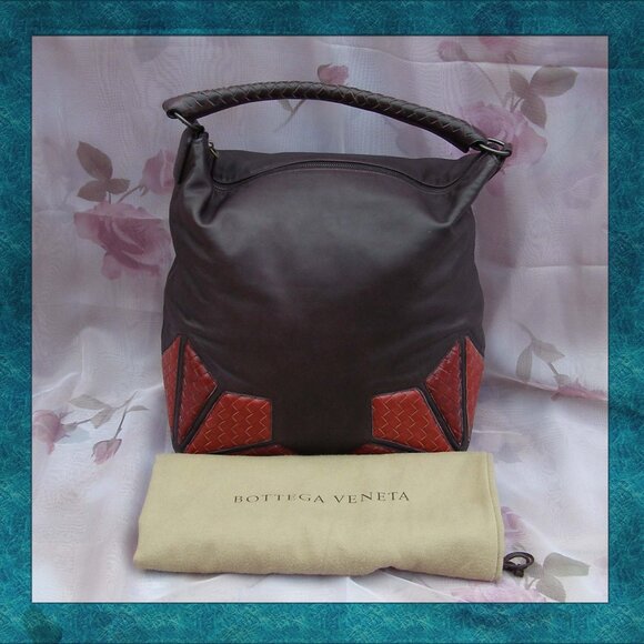Bottega Veneta Handbags - EUC BOTTEGA VENETA Large Leather Purple Eggplant Hobo Bag